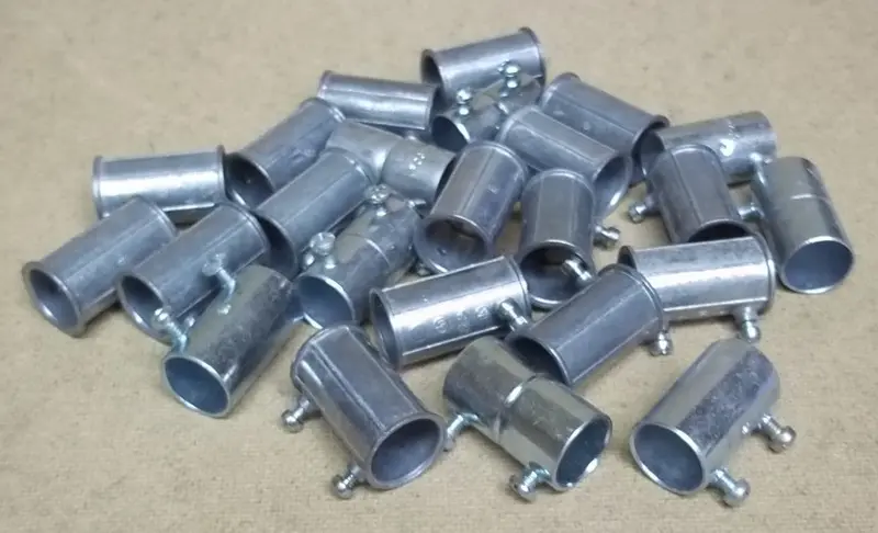 3/4" Set-Screw Conduit Connectors – Bulk Pack Of 24, Brand New 1