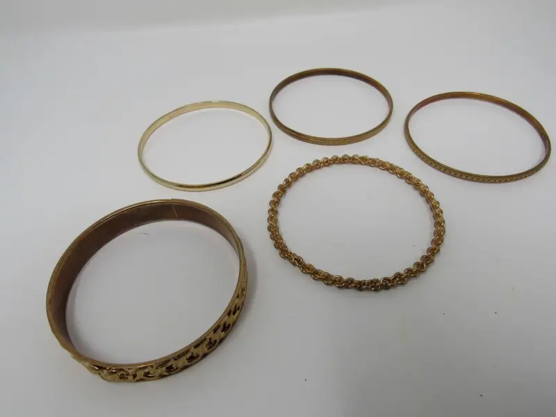 5-Piece Copper Bangle Bracelet Set – Minimalist Metallic Design 1