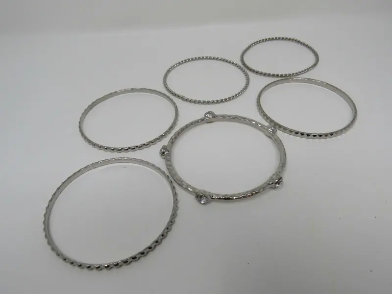 6-Piece Silver Bangle Set With Sparkling Crystal Details 1