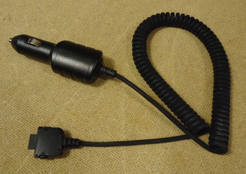 A093L1213 Universal Car Power Plug – 0.5" × 0.0625" × 0.1875", Black Plastic & Metal (Pre-Owned) 1