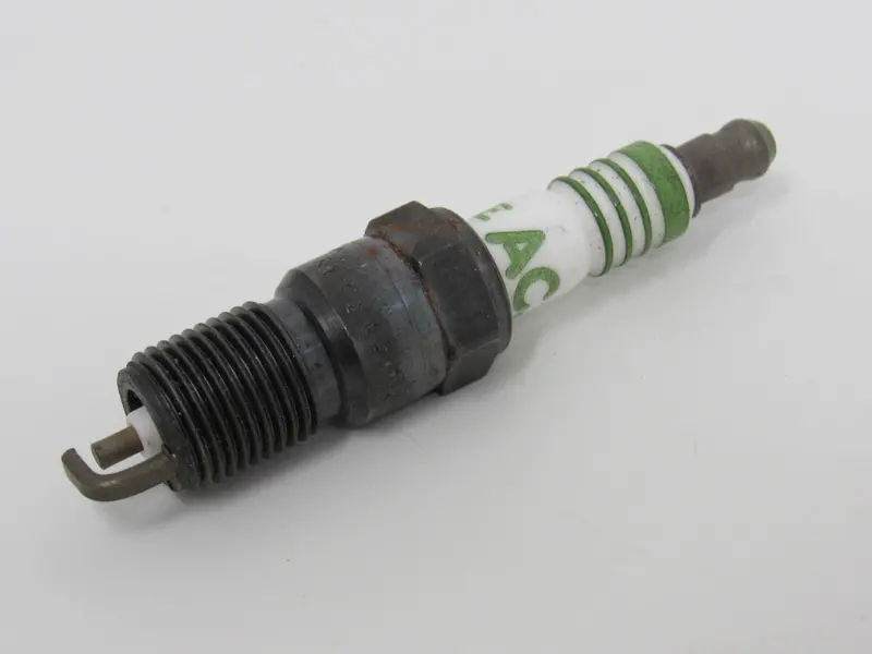 Acdelco R43Ltse Spark Plug – Extended-Life Thermal & Electrical Plug 1