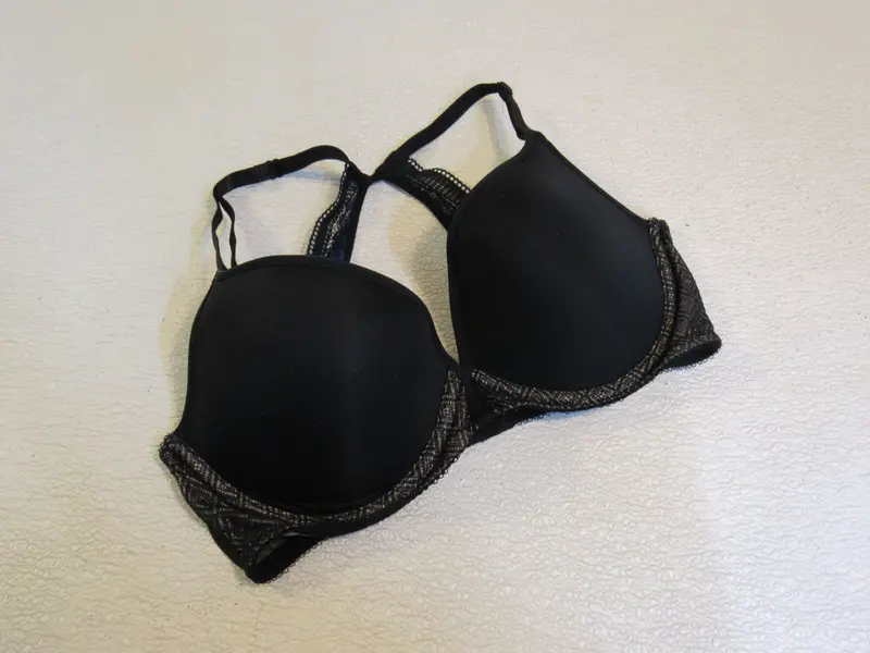 B.Tempt’D Padded Bra – Black With Blue Accents, Nylon/Spandex, Women’S Size 34D, Pre-Owned 1