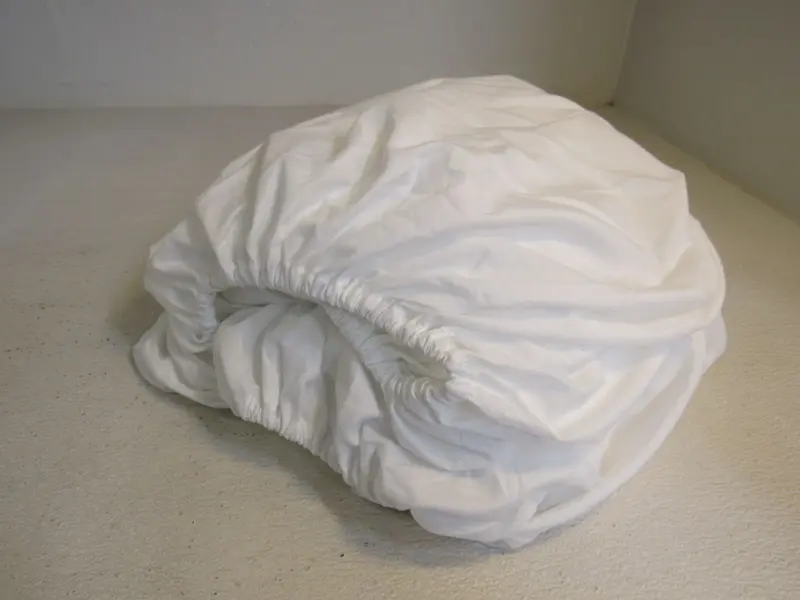 Bedsure King White Fitted Sheet (76" X 80") – Deep Pocket – New 1