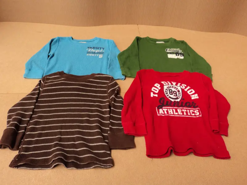 Boys' Blended-Fabric T-Shirts – 60% Cotton / 40% Polyester, Pack Of 4, Size 3T, Solid Colors – Pre-Owned 1