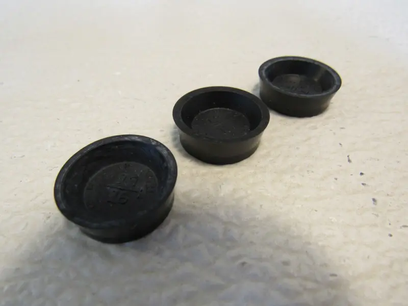 Carquest 13/16-Inch Wheel Cylinder Cups (3-Pack) – R1009 Set 1