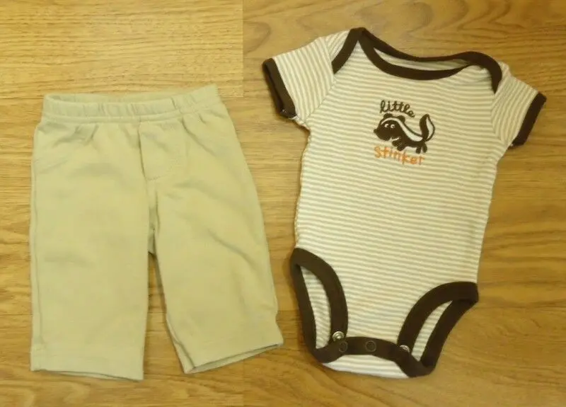 Carter’S Newborn Two-Piece Set – ‘Little Stinker’ Graphic Onesie + Matching Pants 1