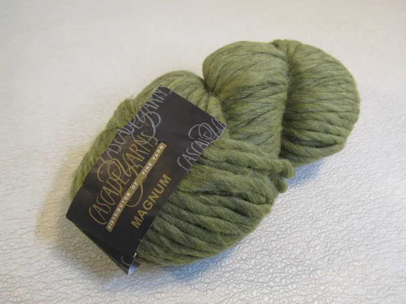 Cascade Magnum Bulky Yarn In Sage Green – 123-Yard Skein 1