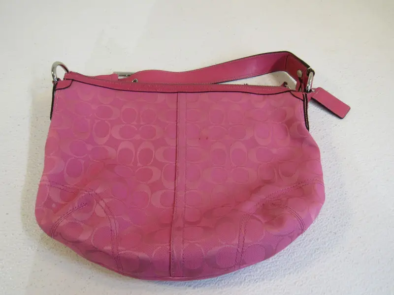 Coach Pink Hobo Shoulder Bag – Fabric And Leather Combo, Style A0920-F13115, Gently Used 1