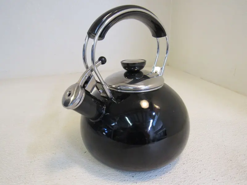Copco Whistling Tea Kettle – Black/Silver, 0.6-Quart (Model 0608) – Pre-Owned 1
