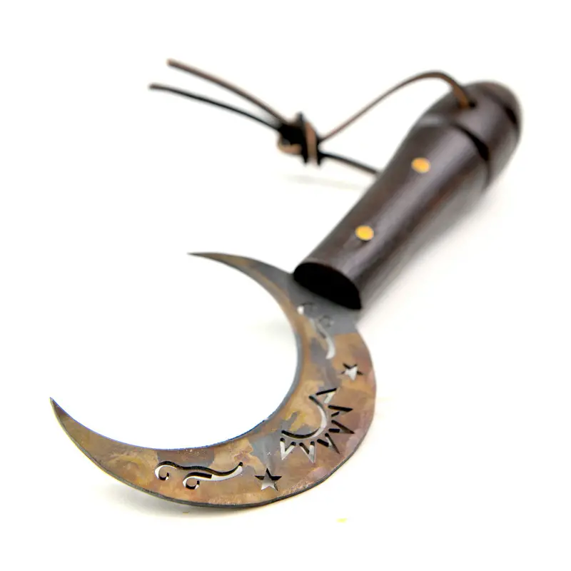 Crescent Moon Harvester – Includes Protective Leather Blade Sheath 1