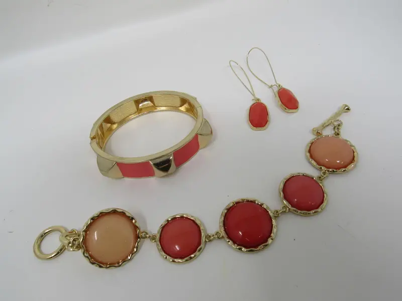 Designer Matching Bracelet And Earrings Set – Coral And Gold Tone (Female Adult, Used) 1