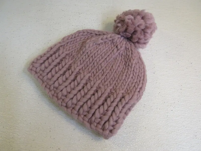 Dusty Rose Super-Bulky Pom-Pom Merino Beanie – Handcrafted Chunky Hat For Women 1