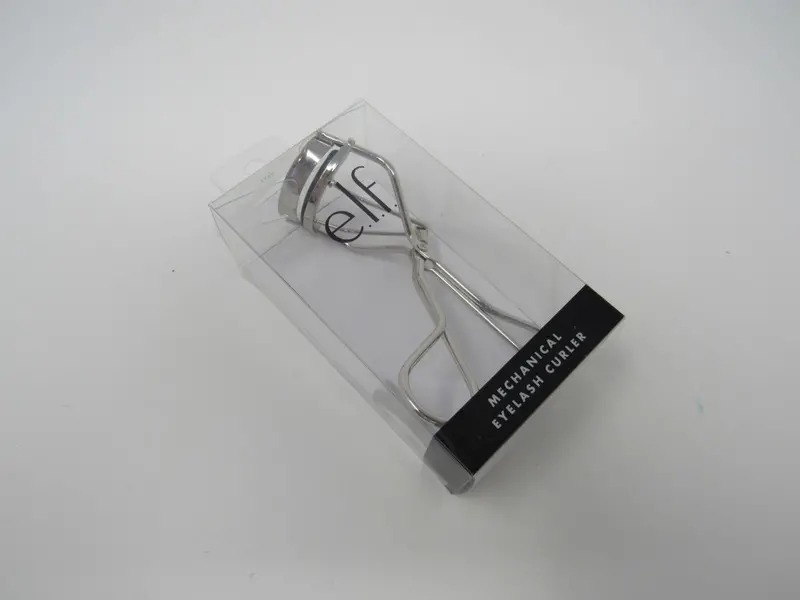 E.L.F. Mechanical Eyelash Curler – Adjustable Pressure, Lightweight Design 1