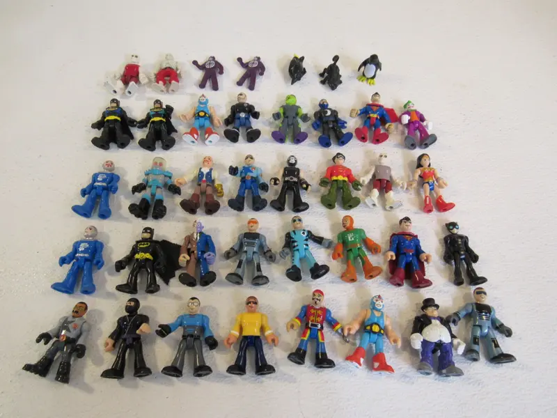 Fisher-Price Dc Super Hero Action Figures – Random Assortment, Lot Of 39 (Pre-Owned) 1