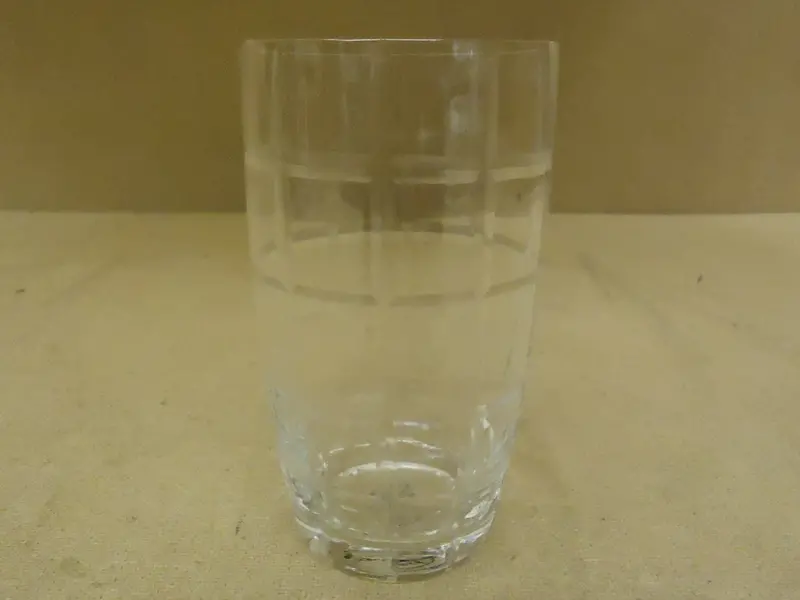 Ftd Clear Round Glass Vase – 7" H × 3.5" Diameter, Classic Traditional Style 1