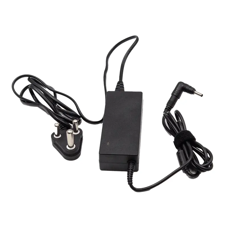Fts 90W Universal Laptop Charger – 12-Pin Interchangeable Tip 1