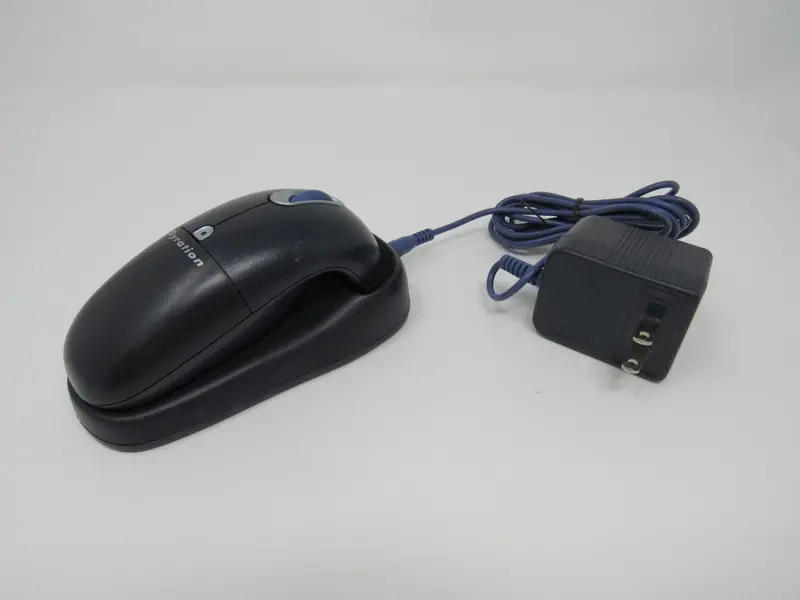 Gyration Gp110 / Gp4101 Cordless Optical Mouse – Rf Wireless Design 1