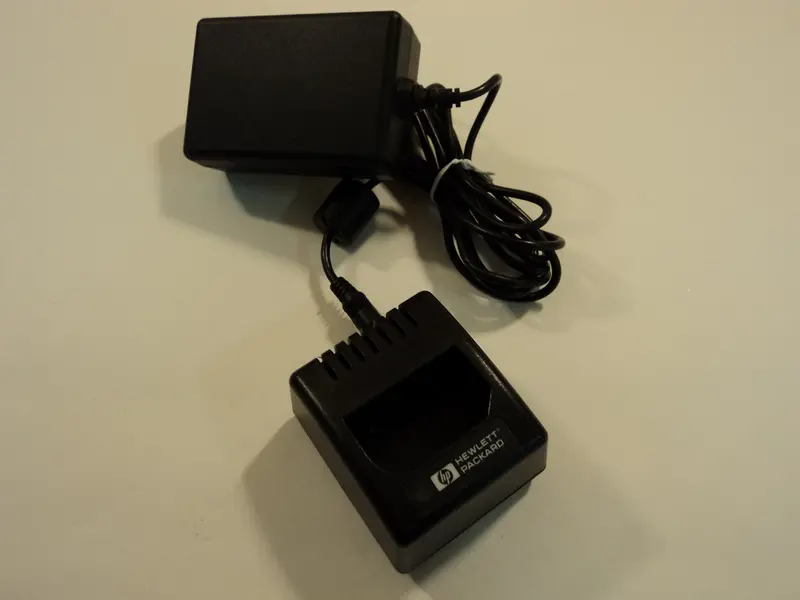 Hp C6324-61600 / C6326-66401 Lithium Battery Charger – 9V, 1.333A – Used 1