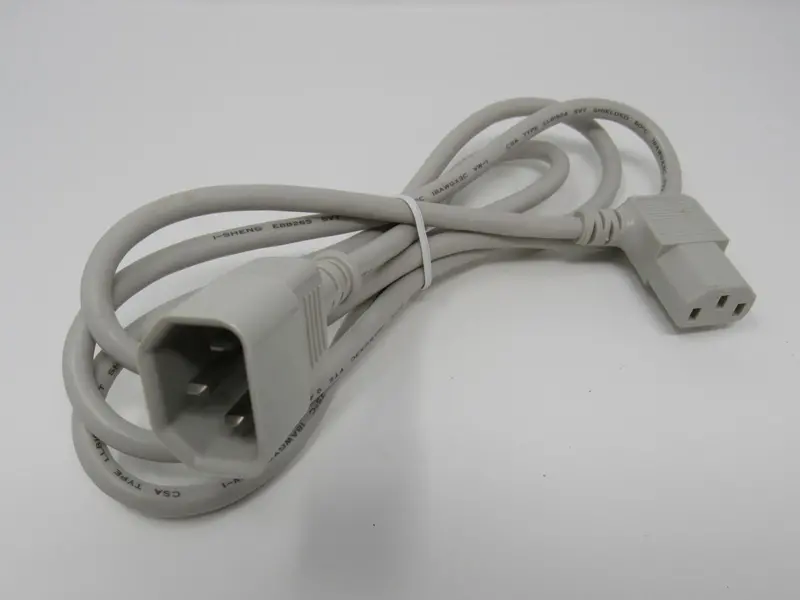 I Sheng Angled Power Cord – 5 Ft Nema 5-15P To Iec C14/C13 (Is-15, New) 1