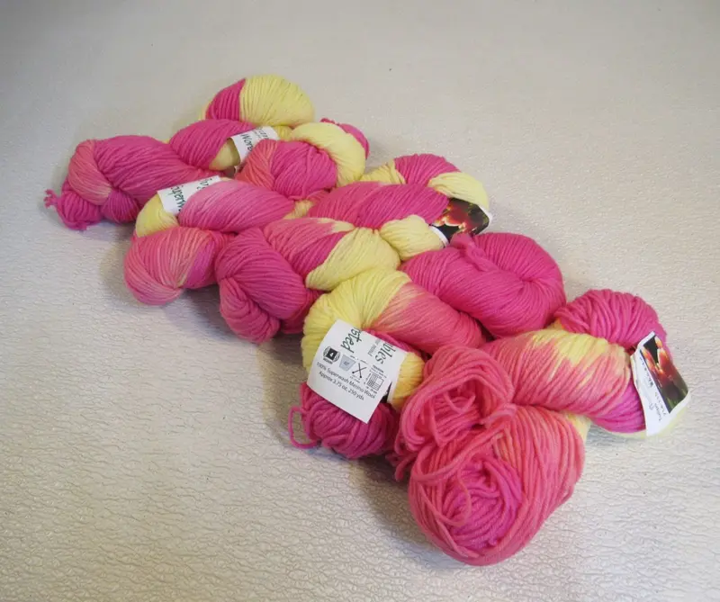 Ivy Brambles Superwash Worsted Yarn In Tulip Print – 5 Pink & Yellow Skeins (250 Yds Each) 1