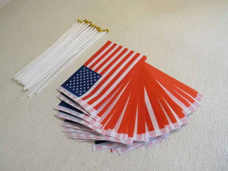 King Girl Mini Handheld American Flags – Pack Of 25 For Events & Celebrations 1
