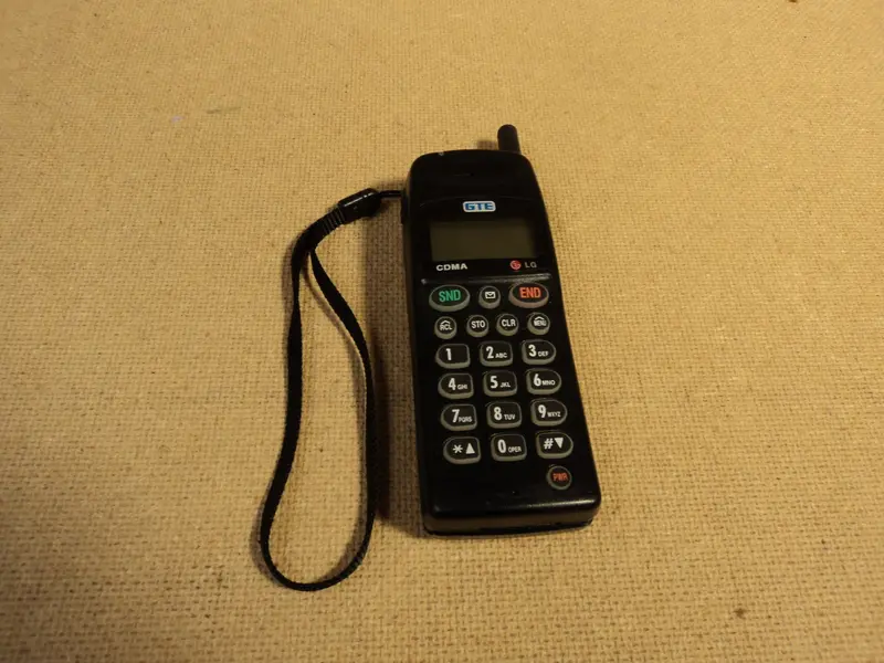 Lgic Lgc-300W Cordless Handset – Black, Pre-Owned 1