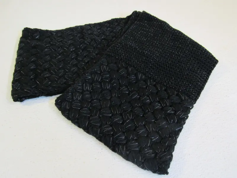 Limited Edition Black & Silver Metallic Infinity Scarf — 32.5-Inch Acrylic, Women’S Style, Pre-Owned 1