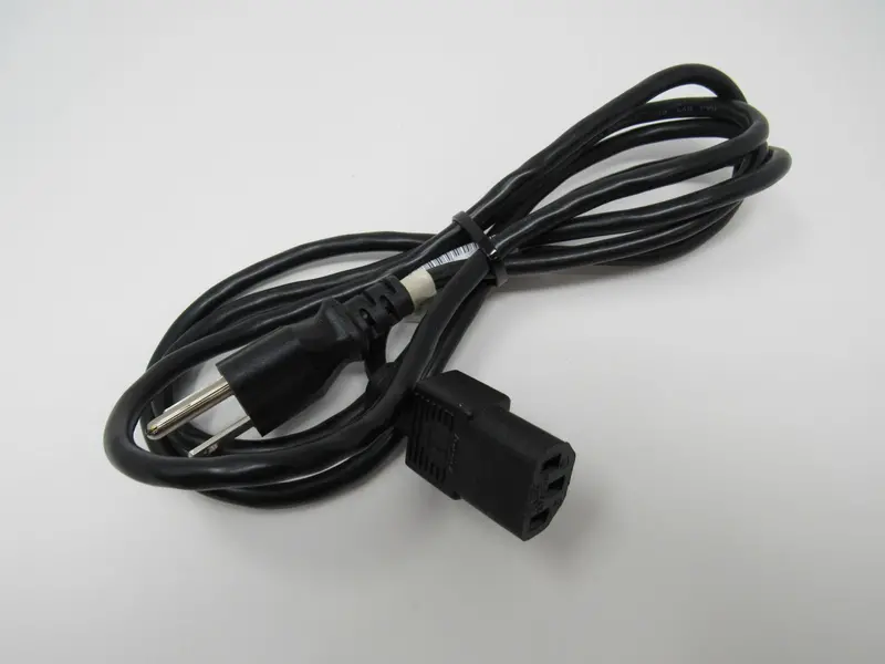 Longwell 6-Foot Nema 5-15P To Iec C13 Power Cable – Gently Used 1