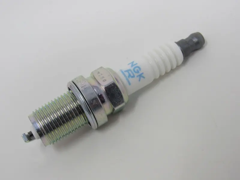 Ngk Bkr6Es V-Power Spark Plug (6364) – Premium Copper Core, New 1