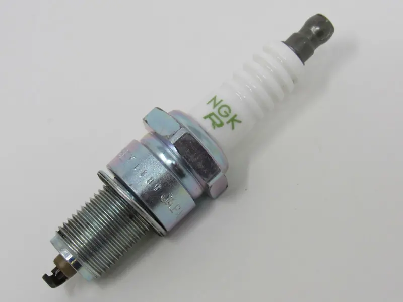 Ngk Bpr5Sey-11 V-Power Spark Plug (6937) – Enhanced Combustion Design 1
