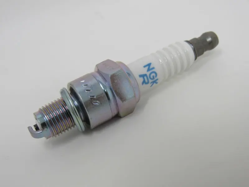 Ngk Cr5Hsb Spark Plug (Part #6535) – Compact Resistor Spark Plug 1