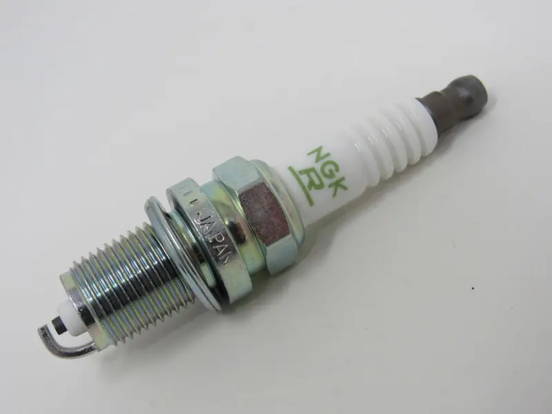 Ngk V-Power Spark Plug (Bkr6Ey, #3696) – Advanced Ignition Plug With Enhanced Firing 1