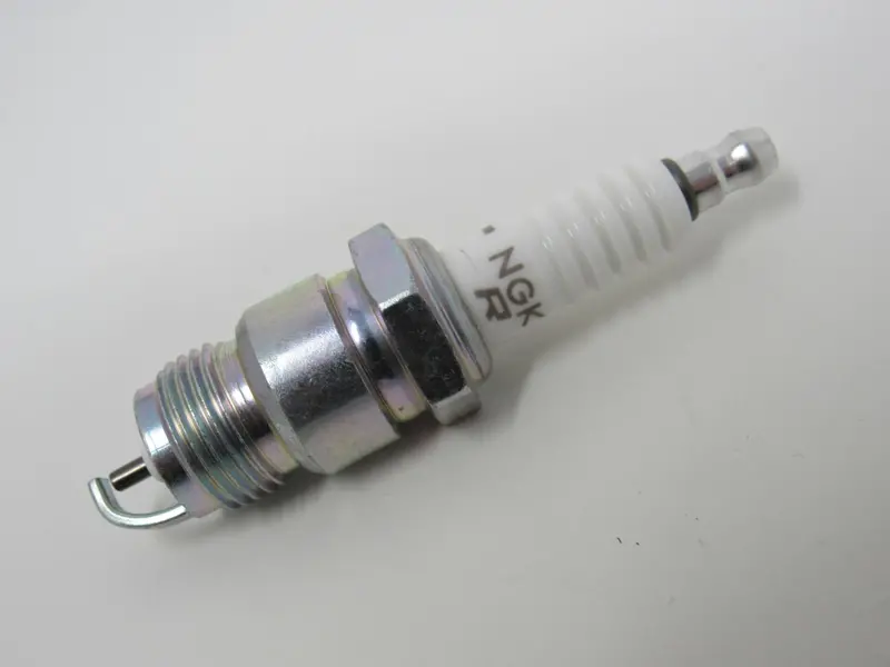 Ngk V-Power Wr4-1 Spark Plug – High-Performance Iridium-Tipped Plug 1