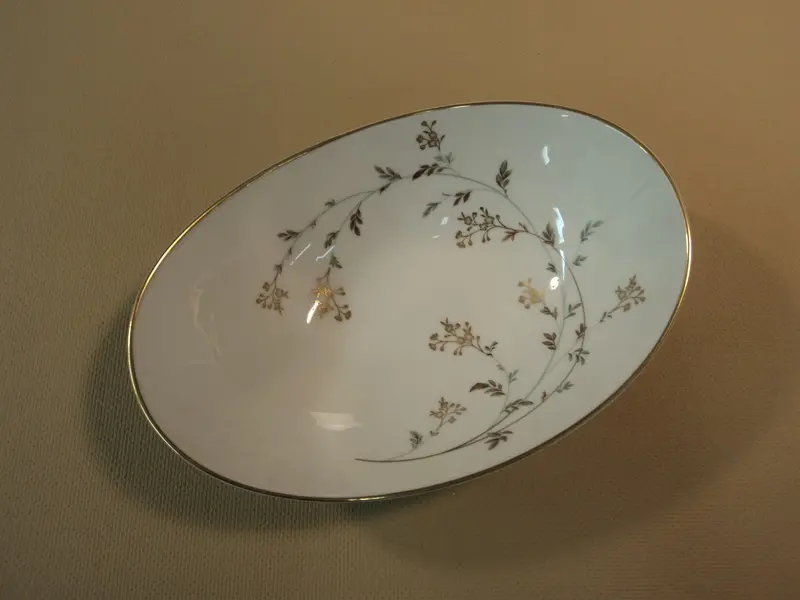 Noritake Andrea 5524 Oval Vegetable Dish – 9" White China With Gold And Gray Leaf Motifs 1