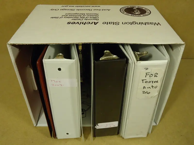 Office Supply Bundle – 7 Premium Binders/Notebooks, 2" Spine, White With Accent Color 1