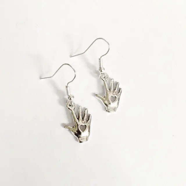 Open-Palm Earrings Designed For Emotional Balance And Awareness 1