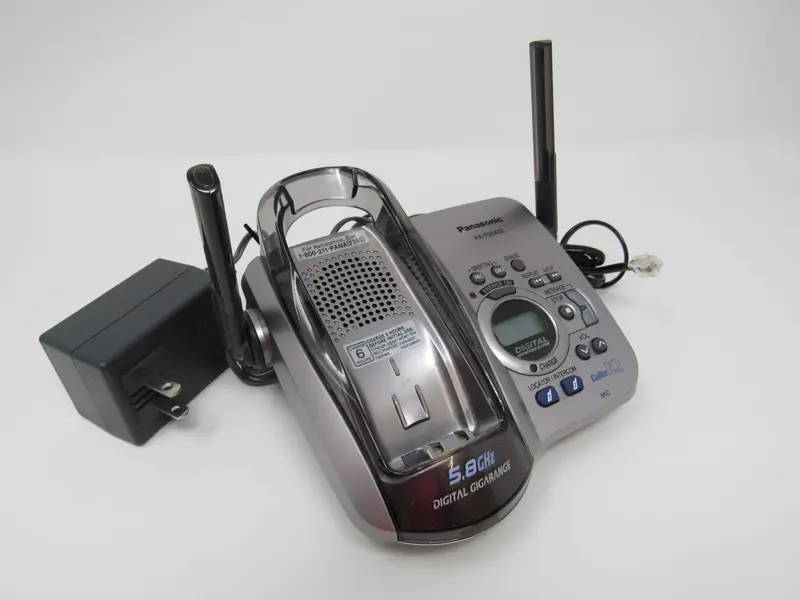 Panasonic Kx-Tg5432 Cordless Phone & Answering System Charging Base – Certified Pre-Owned 1