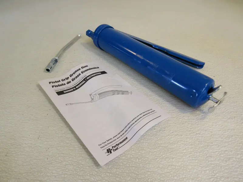 Performance Tool W54203 Economy Short-Stroke Grease Gun – Compact Lever-Action Model – New 1