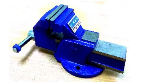 R&G 4-Inch Double-Rib Bench Vice With Fixed Base Plate 1