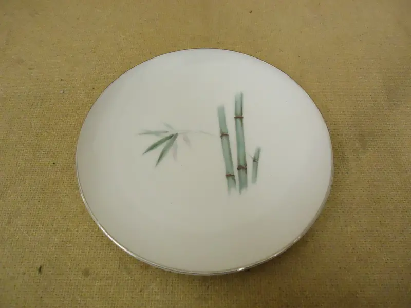Sango Bamboo Knight Salad Plate – 7.5-Inch Japan-Made Porcelain 1