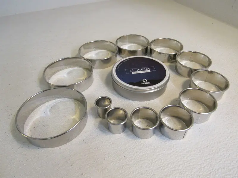 Sienghai Stainless Steel Cookie Cutter Set – 12-Piece Round Assortment 1