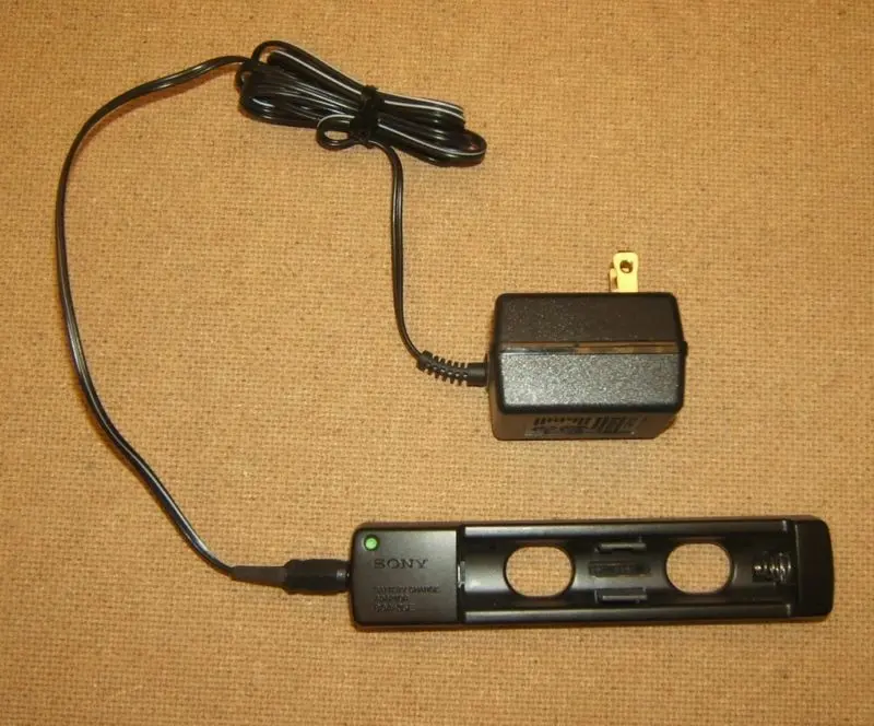 Sony Bca-35E Aa Battery Charger – Compact Black Charging Unit – Previously Owned 1
