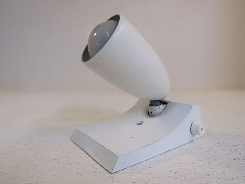 Swivelier Spot Lamp – Twist-Button On/Off Switch, White Finish, Model 15-109 1