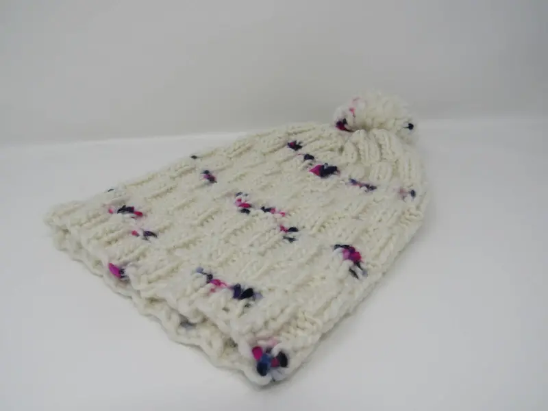 Textured Merino Wool Beanie – Hand-Knitted Pom-Pom Hat For Women 1