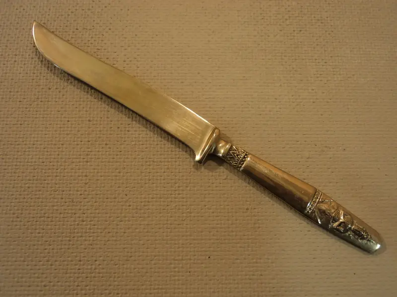 Thai Brass Steak Knife – Non-Serrated Blade, Buddha-Inspired Design, Vintage Flatware 1