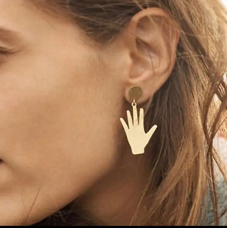 Therapeutic Hand-Form Earrings – Calming & Tactile 1
