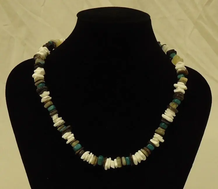 Turquoise-Accented Shell Necklace In Ivory And Earth Tones – 17 Inches 1