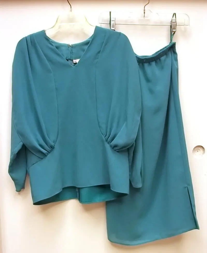 Turquoise Polyester Blouse And Skirt Set – Women’S Small Matching Outfit 1