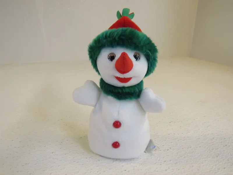 Ty Beanie Babies Snowgirl – 8-Inch, 2000 Retired White Plush, Holiday Collection, Used 1