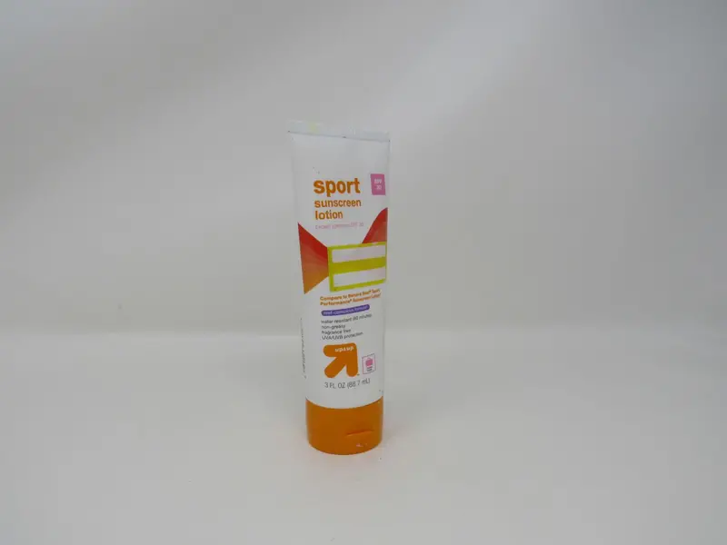 Up & Up Sport Sunscreen Lotion – Spf 30, Broad Spectrum, Water-Resistant, 3 Oz (88.7 Ml) 1